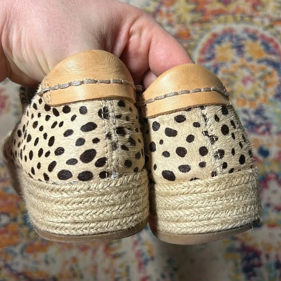 👣Dolce Vita Women’s 9 platform hide on leather and linen sneaker - Picture 5 of 6